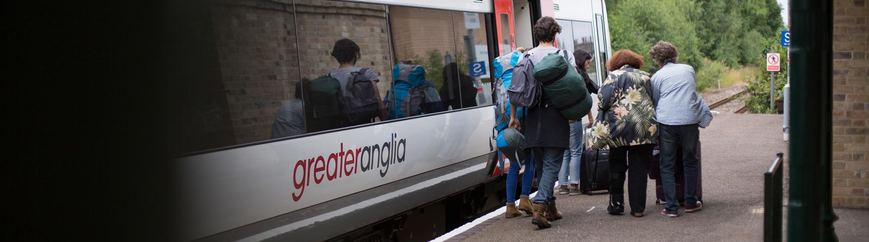 New Train Arrival at Campsea Ashe
